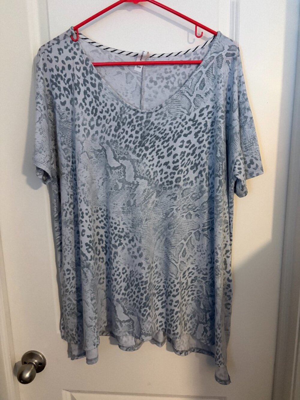 Honeyme Dolman Sleeve Top- Small/Medium